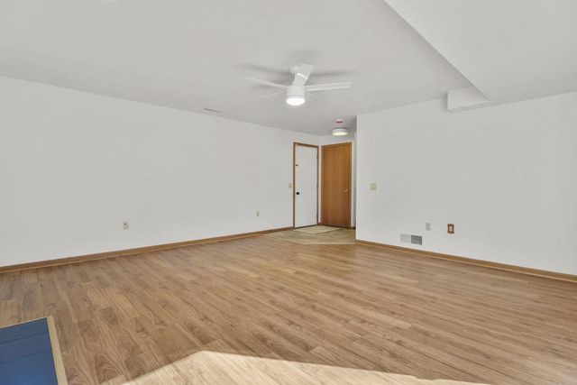 17 Kresteller Circle, Madison, WI 53719