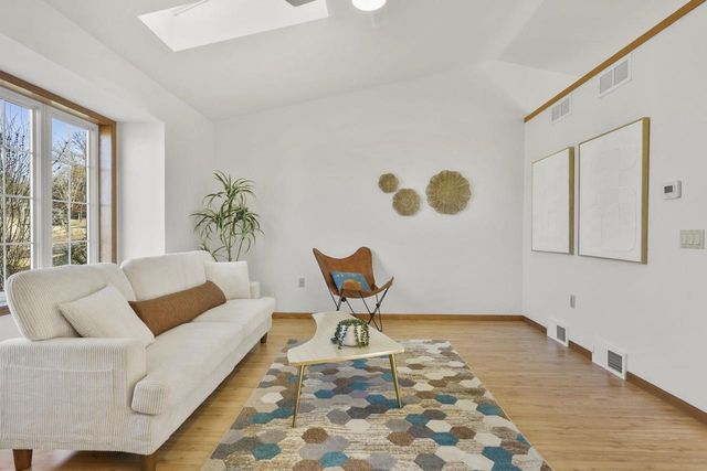 17 Kresteller Circle, Madison, WI 53719