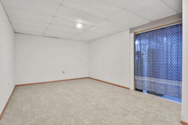 17 Kresteller Circle, Madison, WI 53719