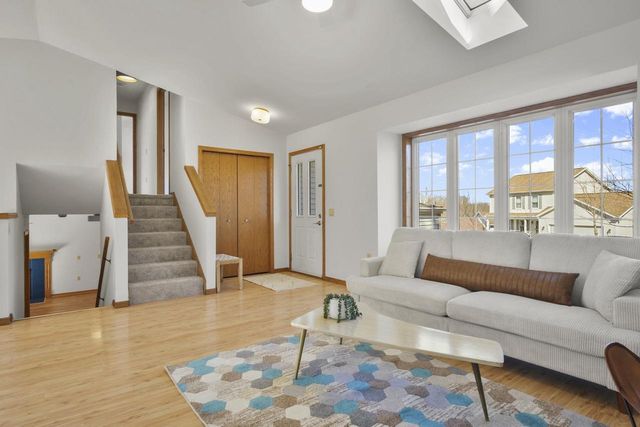 17 Kresteller Circle, Madison, WI 53719