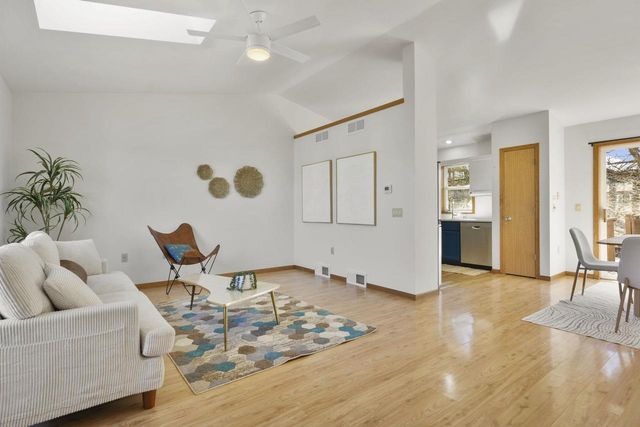 17 Kresteller Circle, Madison, WI 53719