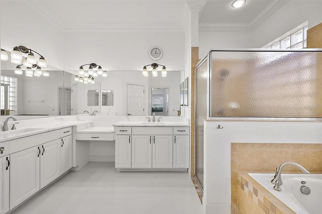 10173 LAKE MIONA WAY, Oxford, FL 34484