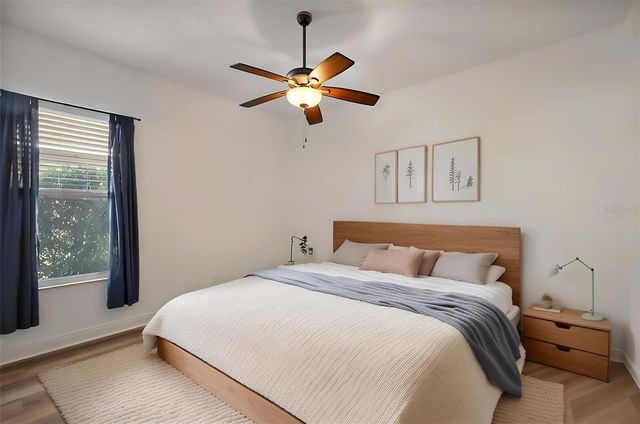 10173 LAKE MIONA WAY, Oxford, FL 34484