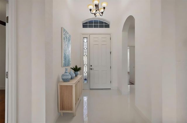 10173 LAKE MIONA WAY, Oxford, FL 34484