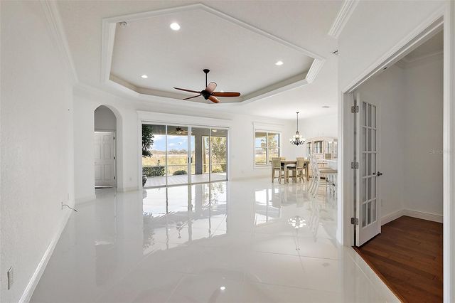 10173 LAKE MIONA WAY, Oxford, FL 34484