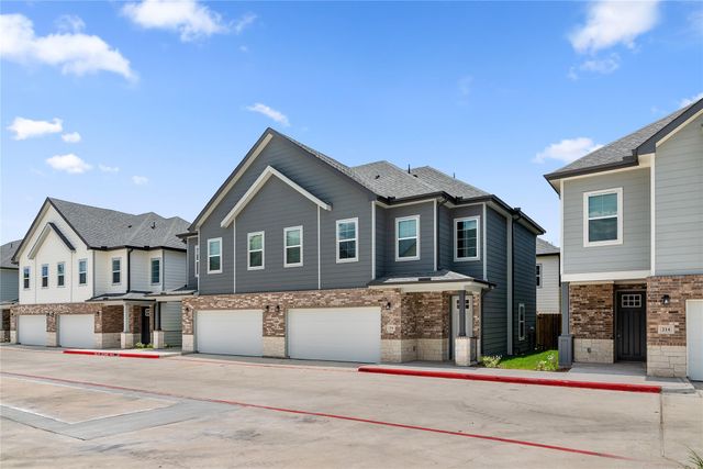 28325-404 Birnham Woods Drive, Spring, TX 77386