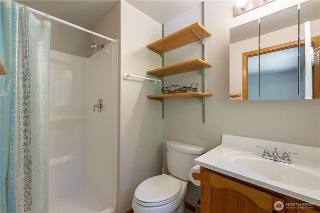 1127 204th Place SE, Bothell, WA 98012