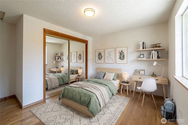 1127 204th Place SE, Bothell, WA 98012