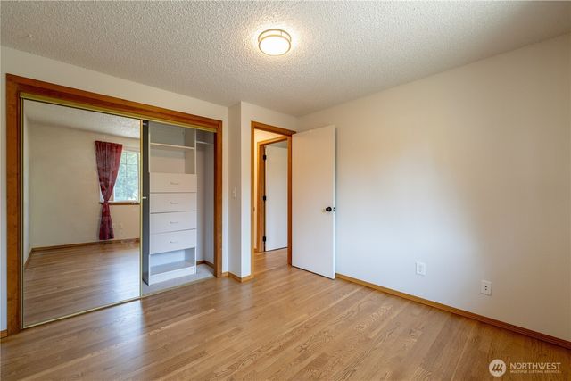 1127 204th Place SE, Bothell, WA 98012