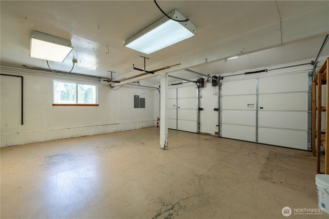 1127 204th Place SE, Bothell, WA 98012