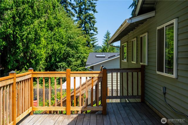 1127 204th Place SE, Bothell, WA 98012