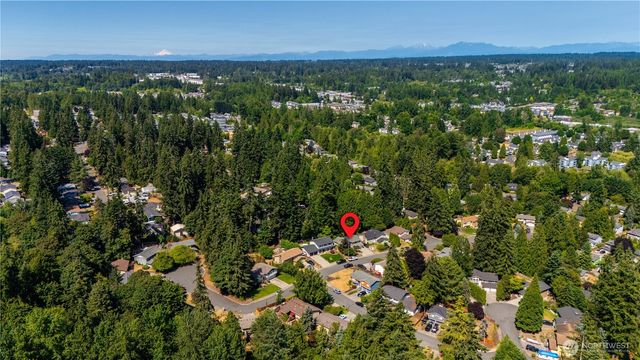 1127 204th Place SE, Bothell, WA 98012