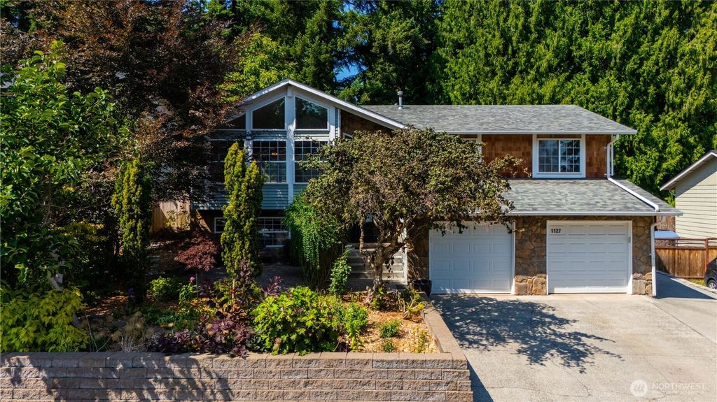 1127 204th Place SE, Bothell, WA 98012
