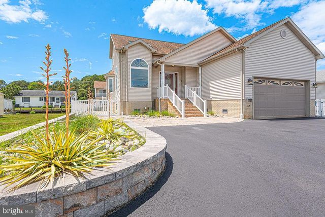 10427 NEW QUAY RD, Ocean City, MD 21842