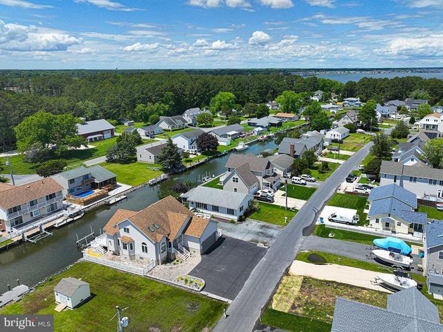 10427 NEW QUAY RD, Ocean City, MD 21842