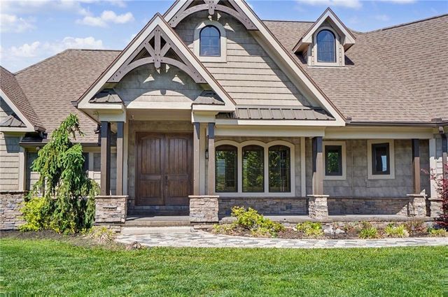 2853 W 131st Street, Olathe, KS 66061
