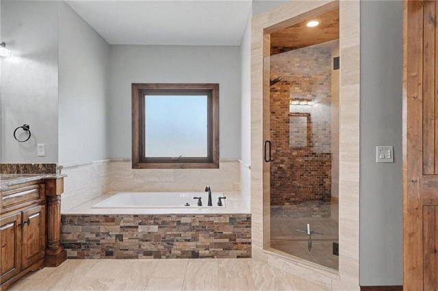 2853 W 131st Street, Olathe, KS 66061