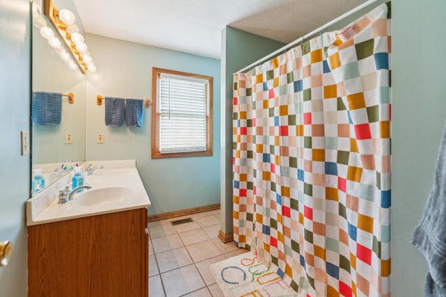 17994 Claypool Road SE, Newark, OH 43056