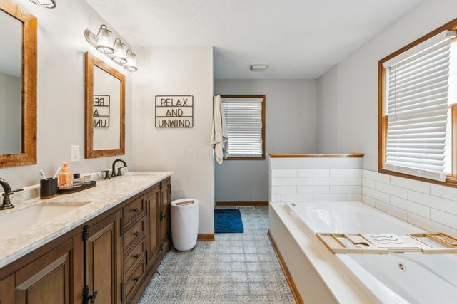 17994 Claypool Road SE, Newark, OH 43056