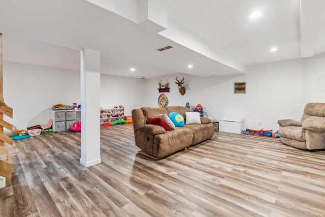 17994 Claypool Road SE, Newark, OH 43056