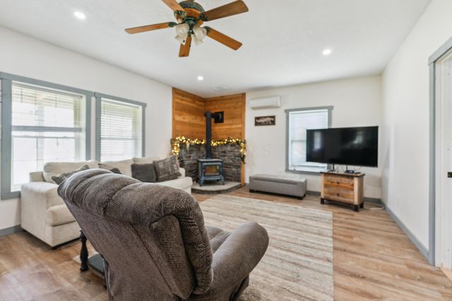 17994 Claypool Road SE, Newark, OH 43056
