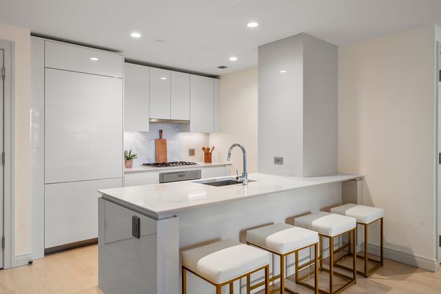 135 Seaport Blvd 1609, Boston, MA 02210