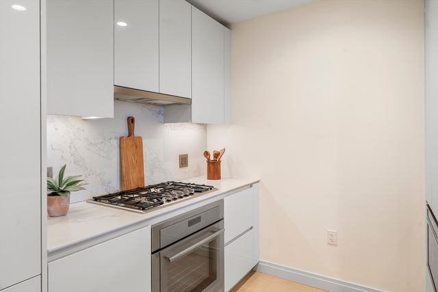 135 Seaport Blvd 1609, Boston, MA 02210