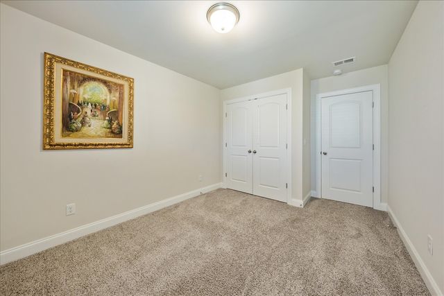 729 Prairie View Dr, Columbia, TN 38401