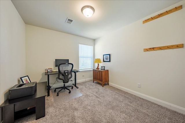 729 Prairie View Dr, Columbia, TN 38401