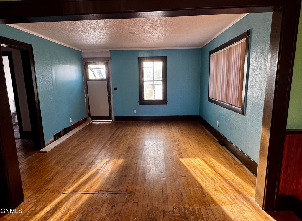 205 Wilcox N, Buffalo, ND 58011 photo 11