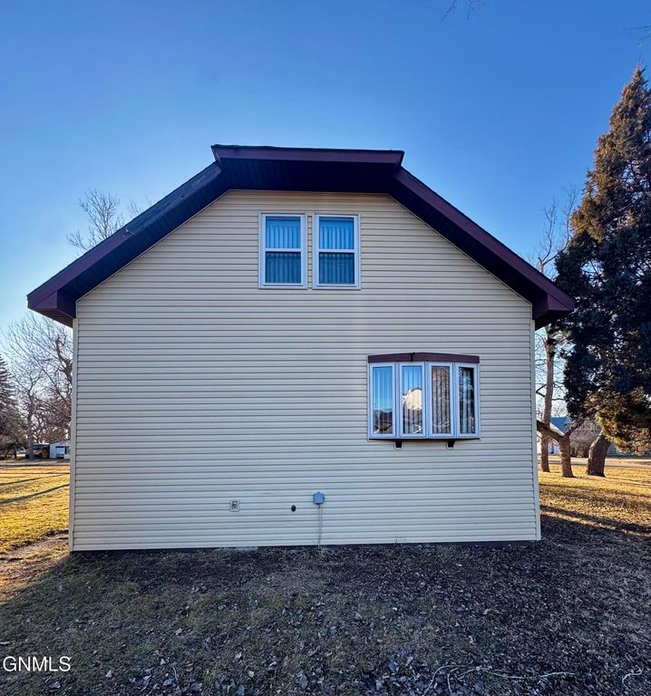 205 Wilcox N, Buffalo, ND 58011 photo 27