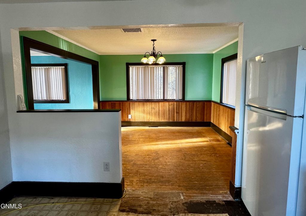 205 Wilcox N, Buffalo, ND 58011 photo 8