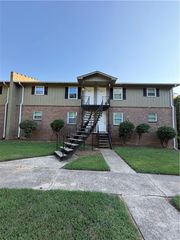 5851 Lone Oak Drive SW, Mableton, GA 30126