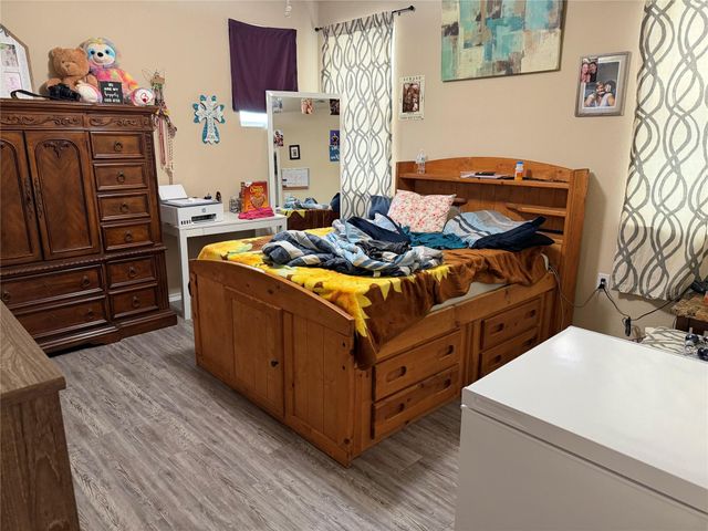 1300 Hausman, Lockhart, TX 78644