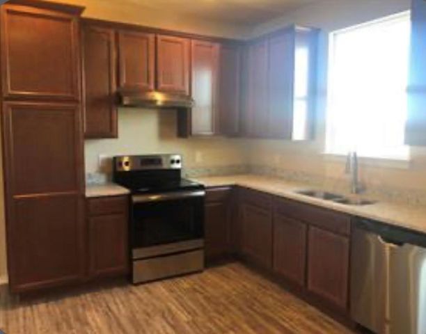 1300 Hausman, Lockhart, TX 78644