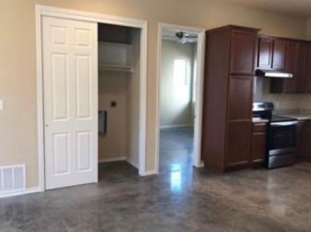 1300 Hausman, Lockhart, TX 78644