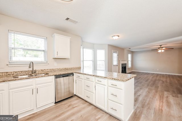 3942 Rosebud Park Drive, Snellville, GA 30039