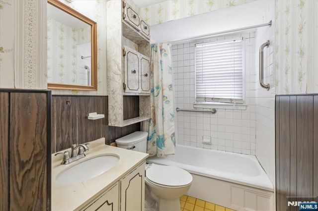 705 Wilson Court, River Vale, NJ 07675