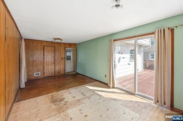705 Wilson Court, River Vale, NJ 07675