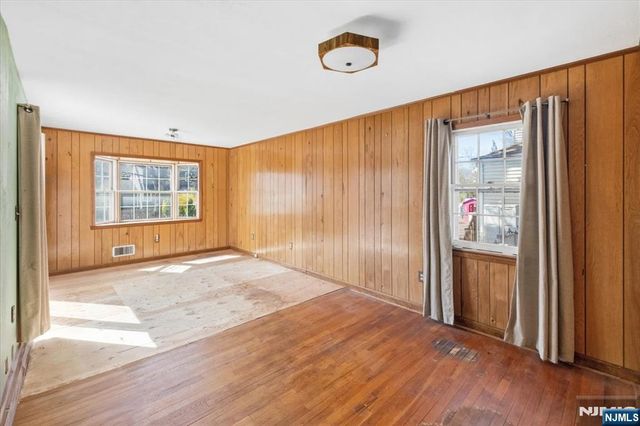 705 Wilson Court, River Vale, NJ 07675