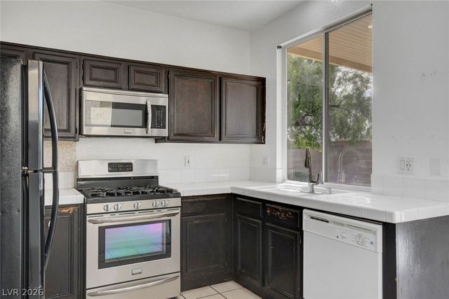 10709 Moon Flower Arbor Place, Las Vegas, NV 89144