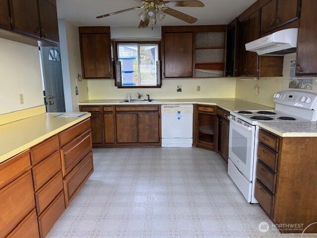 10122 Windward Drive NW, Olympia, WA 98502