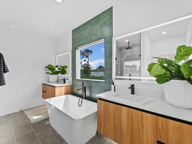 2593 Paul Quinn Street, Houston, TX 77091