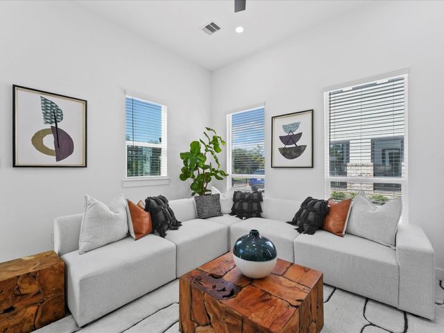 2593 Paul Quinn Street, Houston, TX 77091