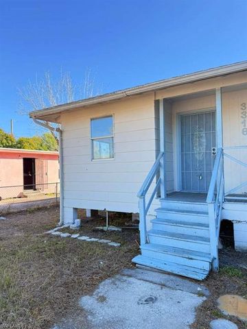 3316 Armstrong CT, Fort Myers, FL 33916