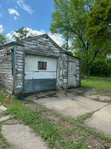 2671 Moffatt Avenue, Dallas, TX 75216