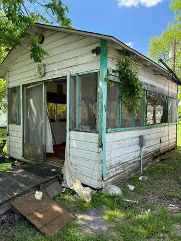 2671 Moffatt Avenue, Dallas, TX 75216