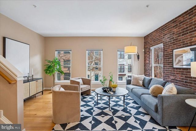 5608 44TH AVE, Hyattsville, MD 20781