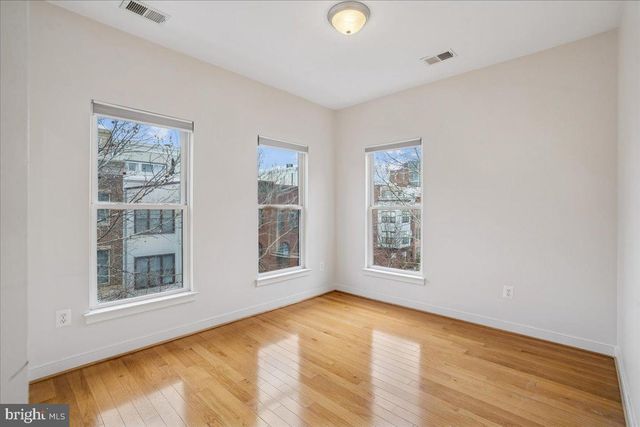 5608 44TH AVE, Hyattsville, MD 20781