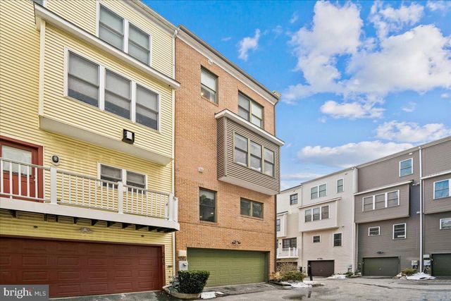 5608 44TH AVE, Hyattsville, MD 20781